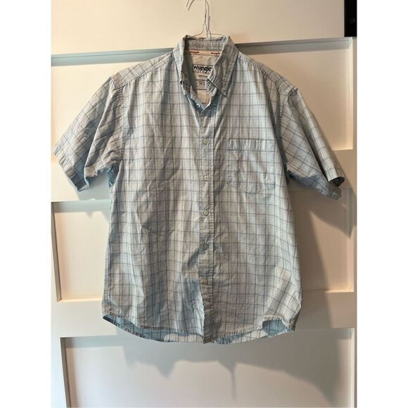 Men’s Wrangler button down light blue plaid shirt - Picture 2 of 8